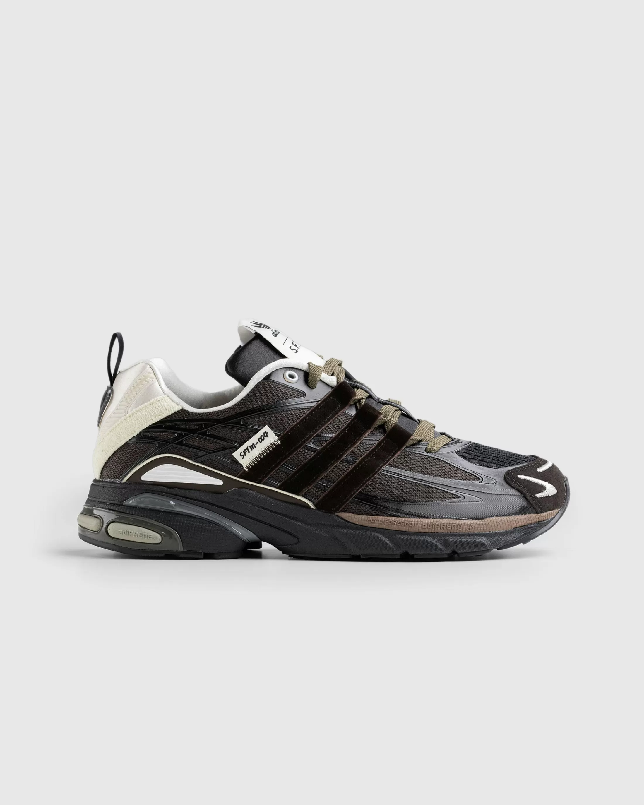 New adidas Adistar Cushion Core Black/Dark Brown/Earth Strata cblack/dbrown/earstr