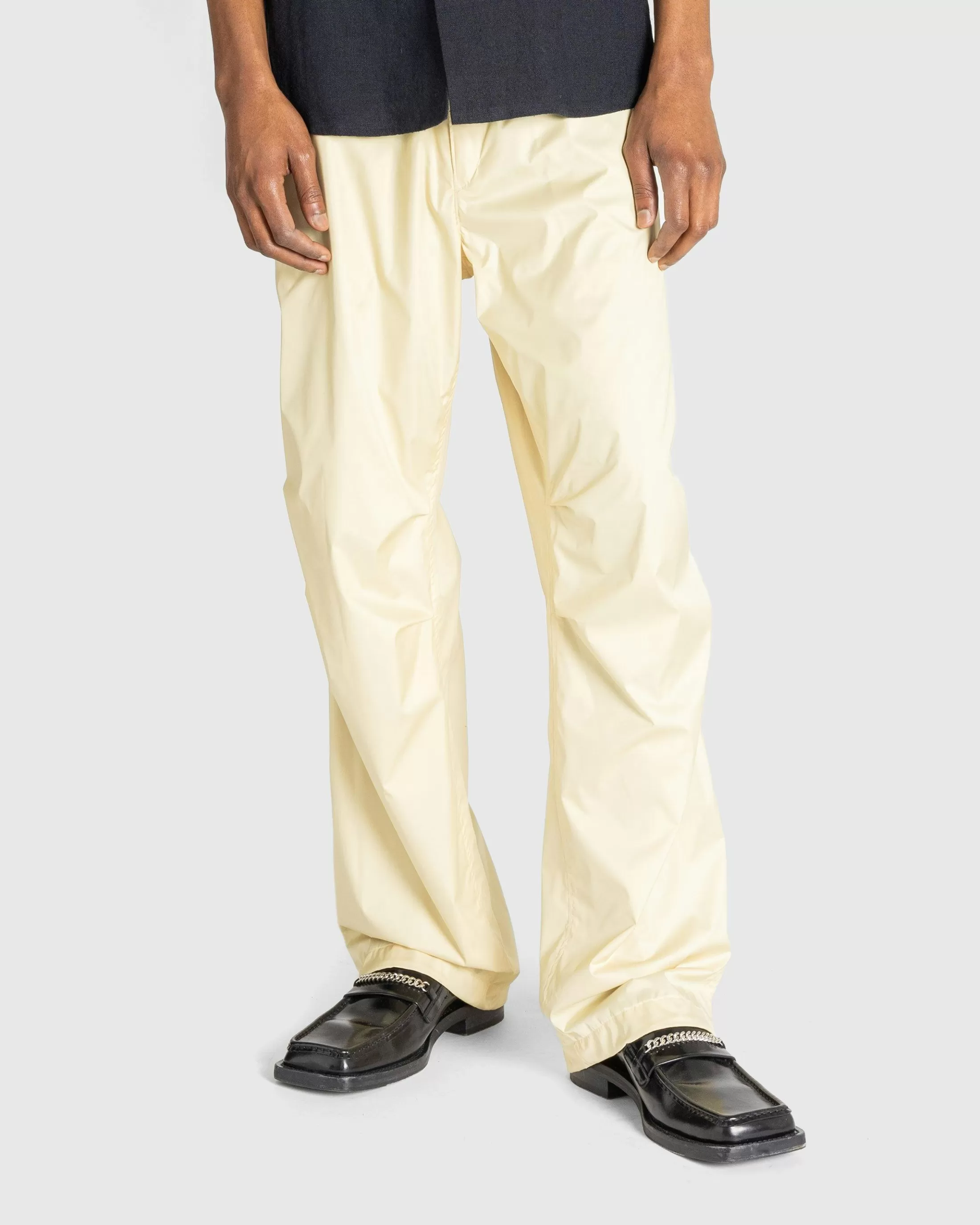 Fashion Auralee Hard Twist Polyester Satin Laminate Field Pants Light Beige lightbeige