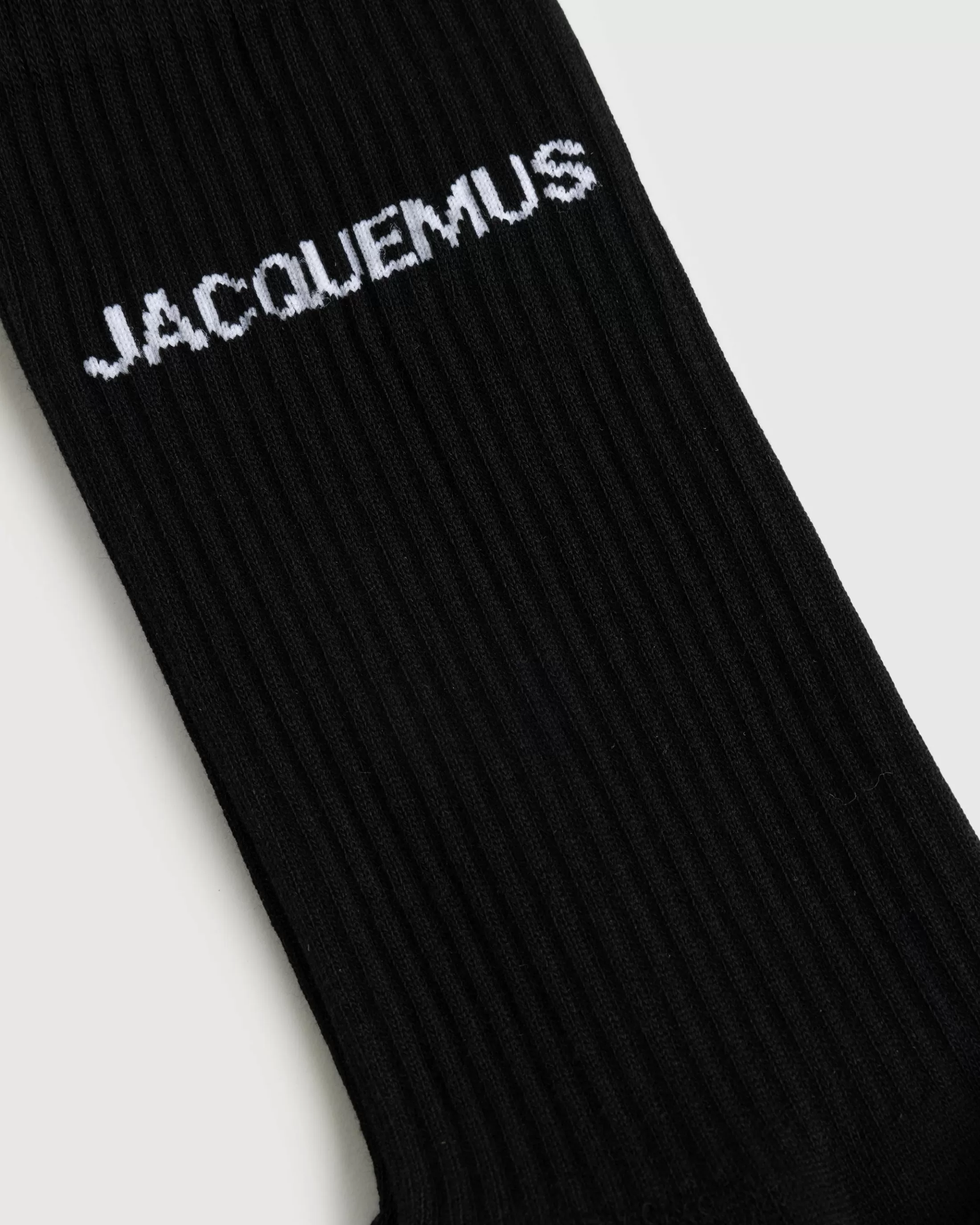 Store JACQUEMUS Les Chaussettes black