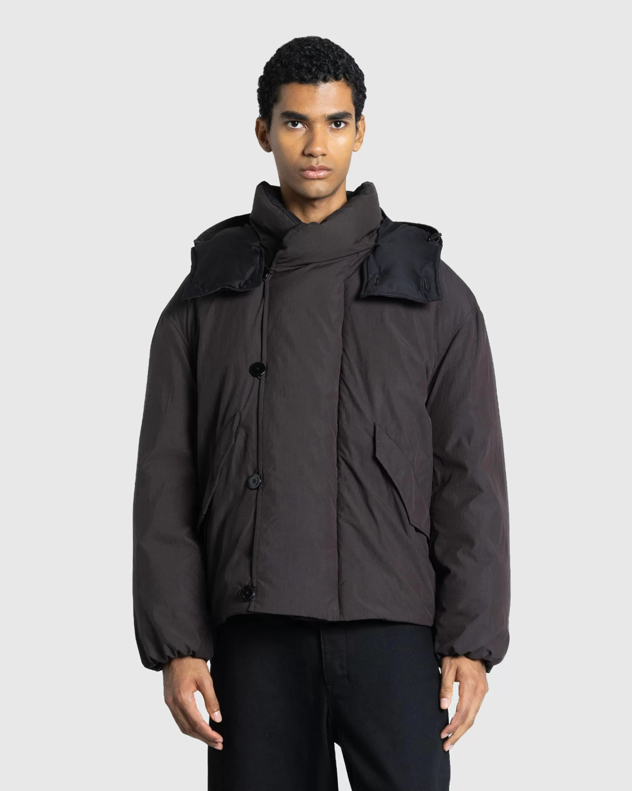 Store Lemaire Long Puffer Jacket espresso