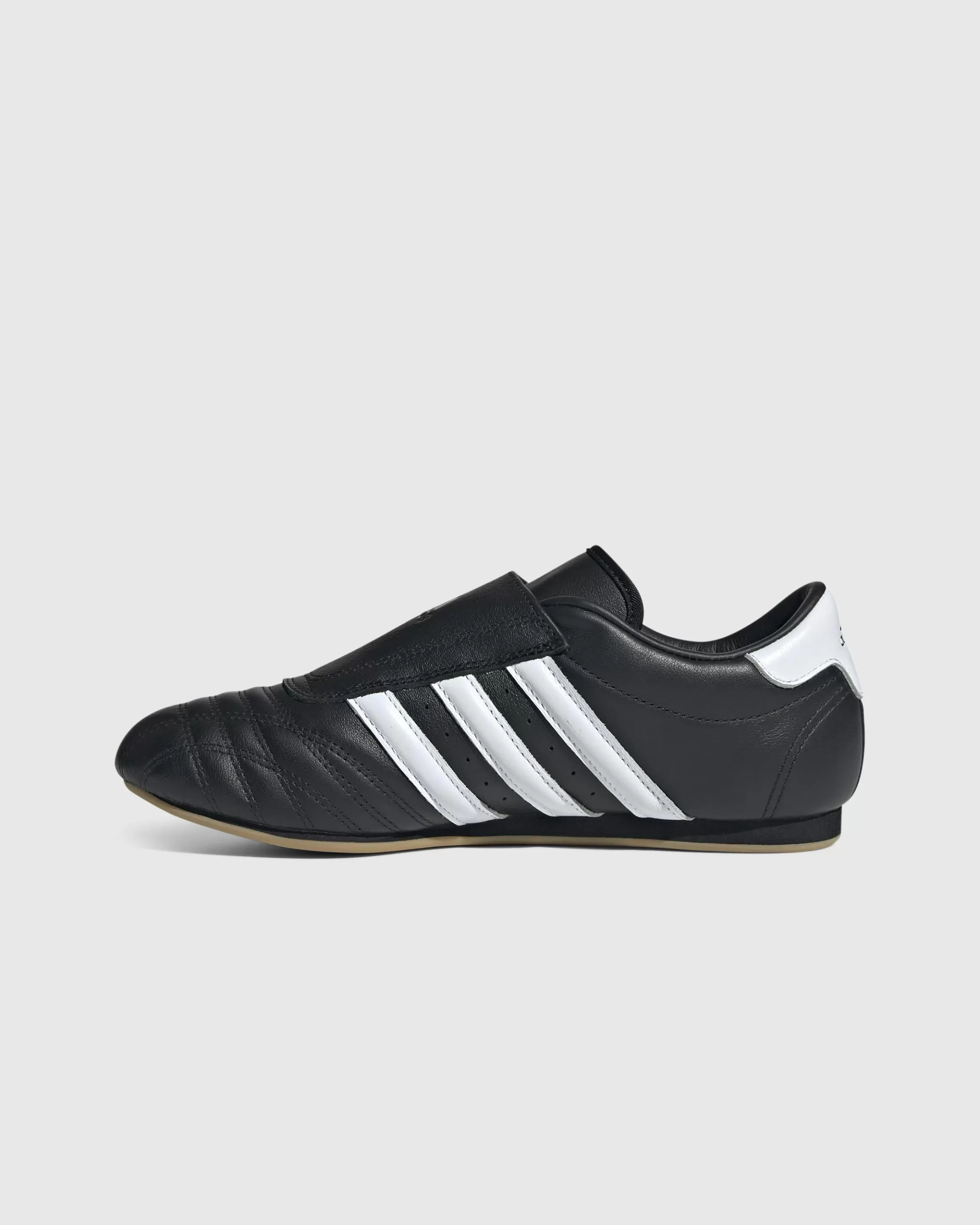 Shop adidas Taekwondo W Black/White/Gum cblack/ftwwht/gum3